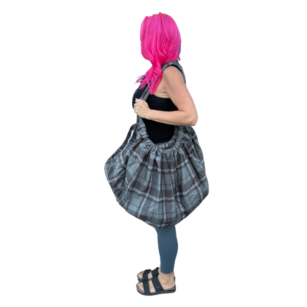 VersaTote - Dark Plaid